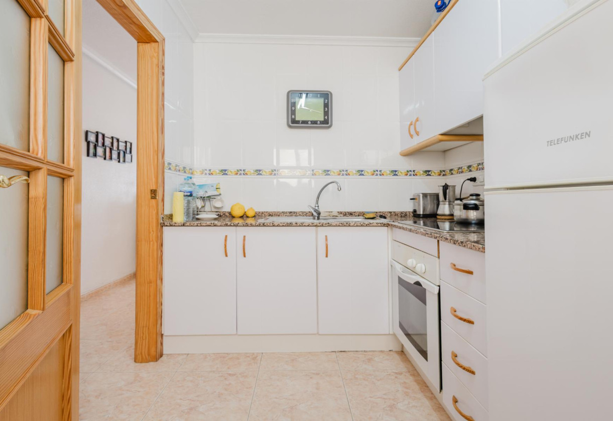 Resale · APARTAMENTO · Torrevieja · Villa Madrid