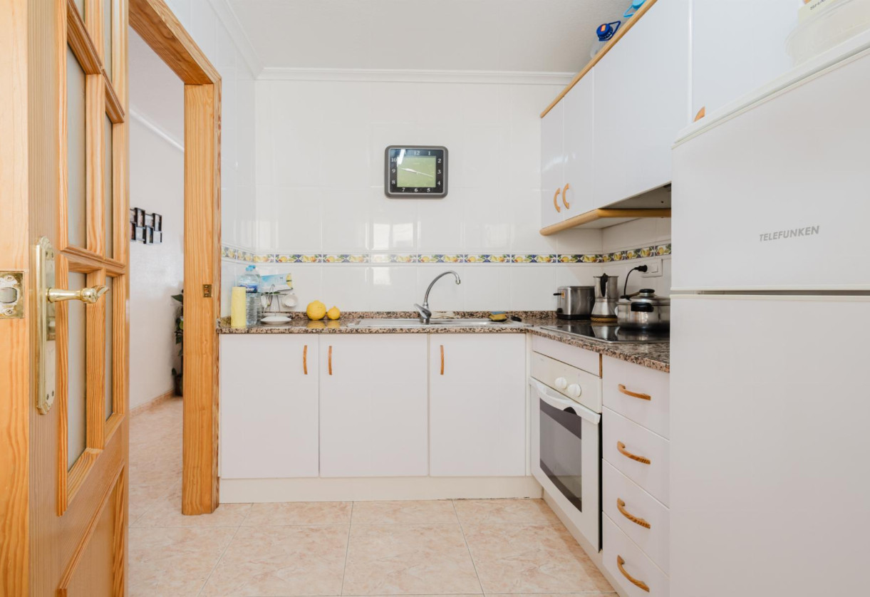 Resale · APARTAMENTO · Torrevieja · Villa Madrid