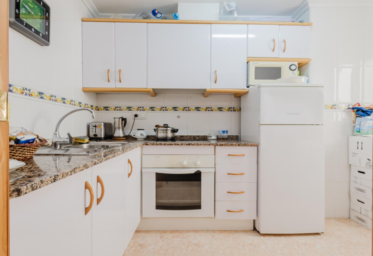 Resale · APARTAMENTO · Torrevieja · Villa Madrid
