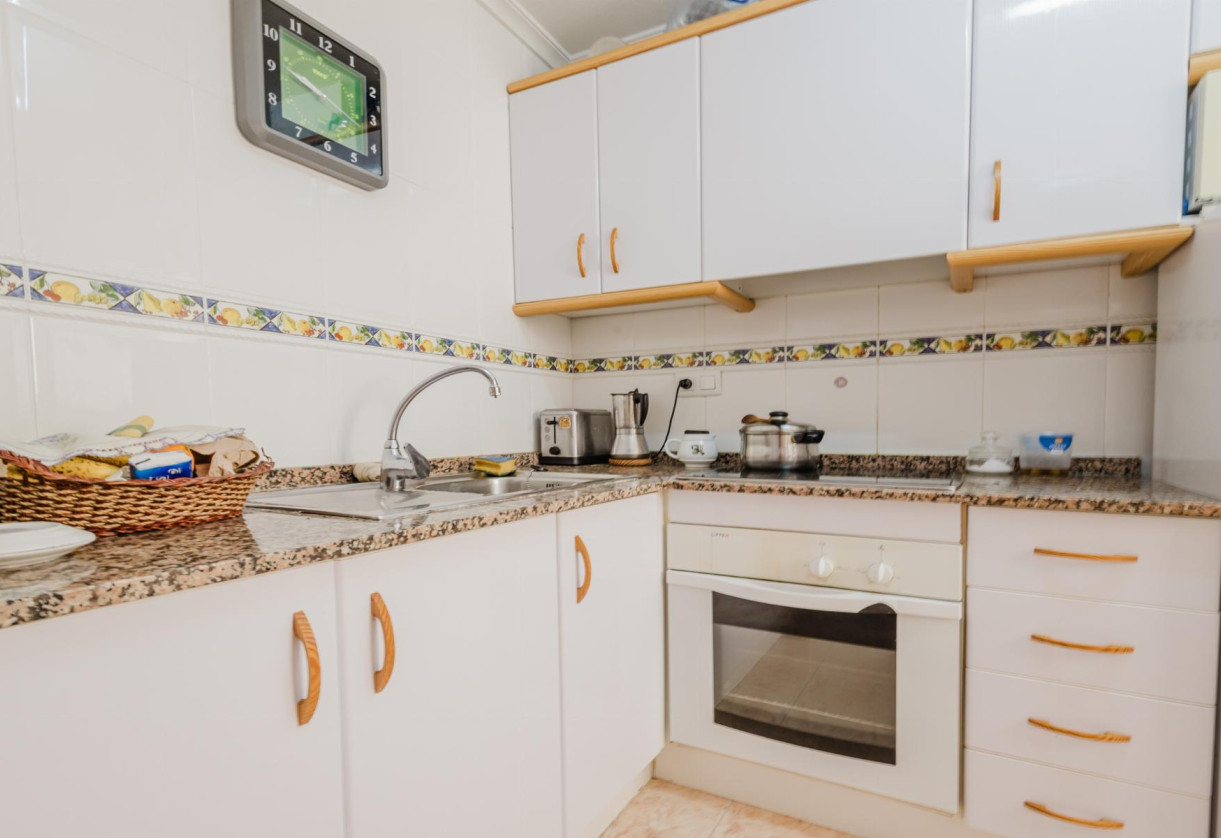 Resale · APARTAMENTO · Torrevieja · Villa Madrid