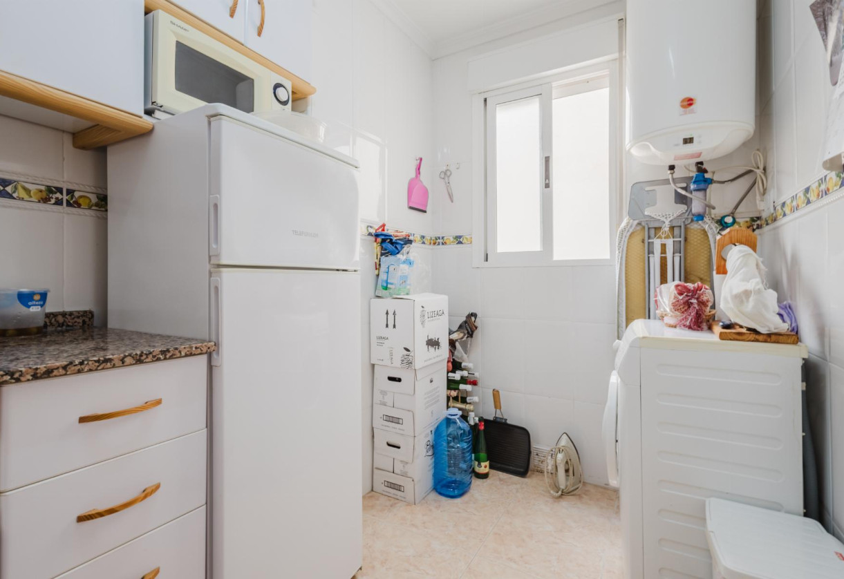 Resale · APARTAMENTO · Torrevieja · Villa Madrid