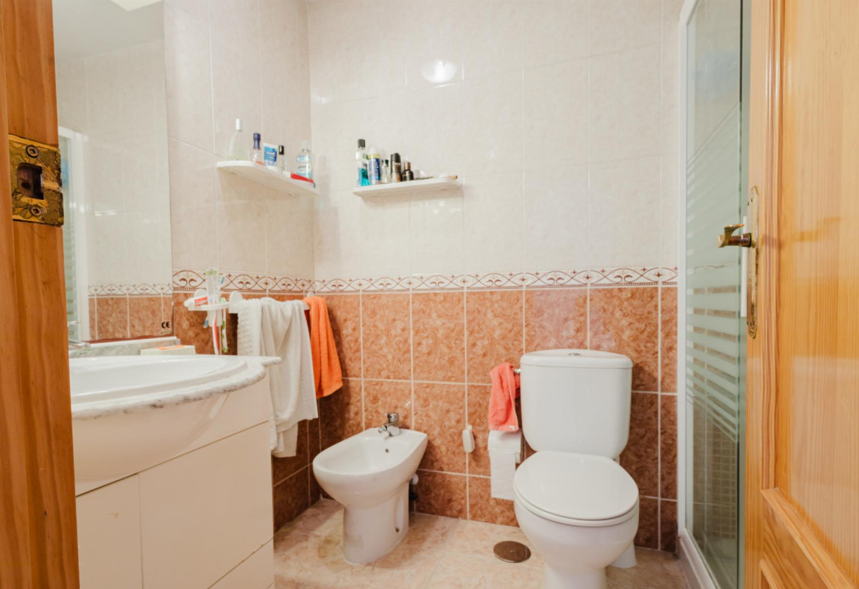 Resale · APARTAMENTO · Torrevieja · Villa Madrid
