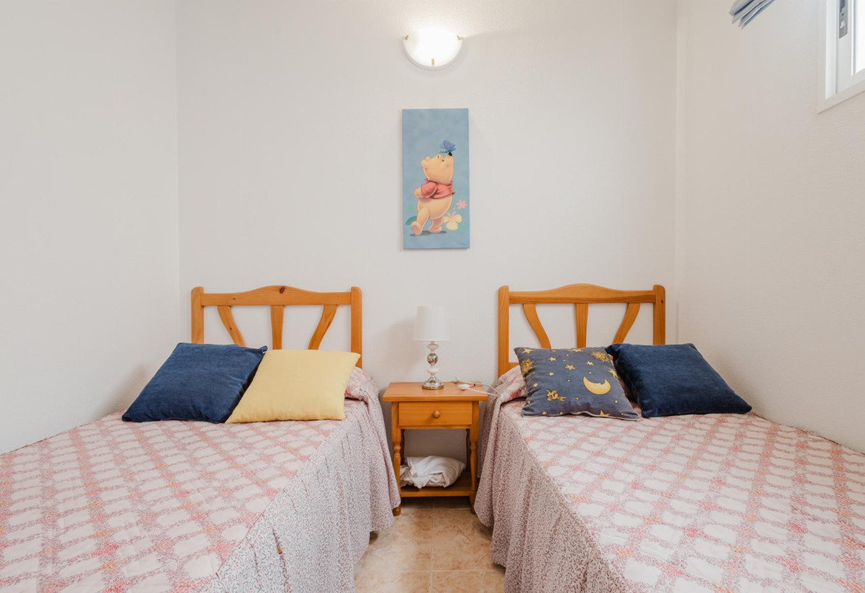 Resale · APARTAMENTO · Torrevieja · Villa Madrid