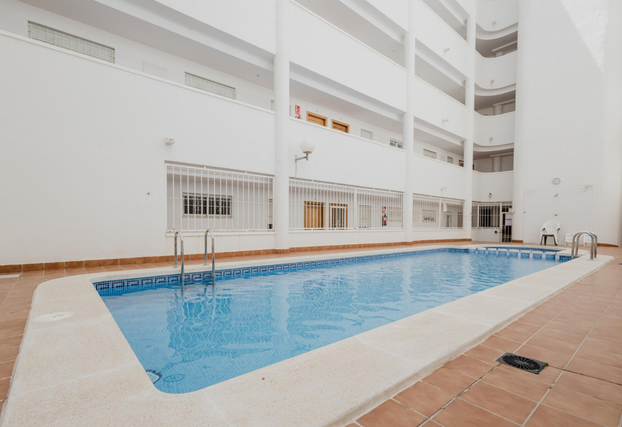 Resale · APARTAMENTO · Torrevieja · Villa Madrid