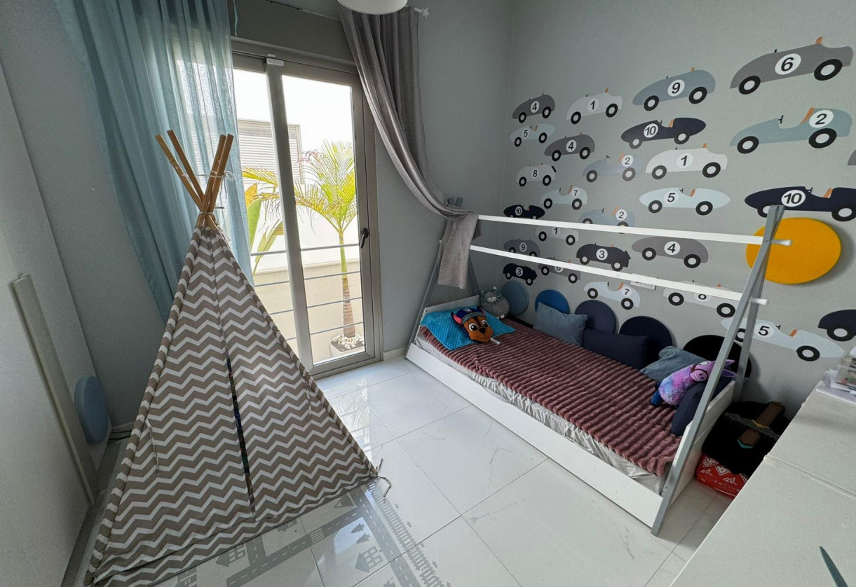 Resale · Chalet · Orihuela Costa · villamartin