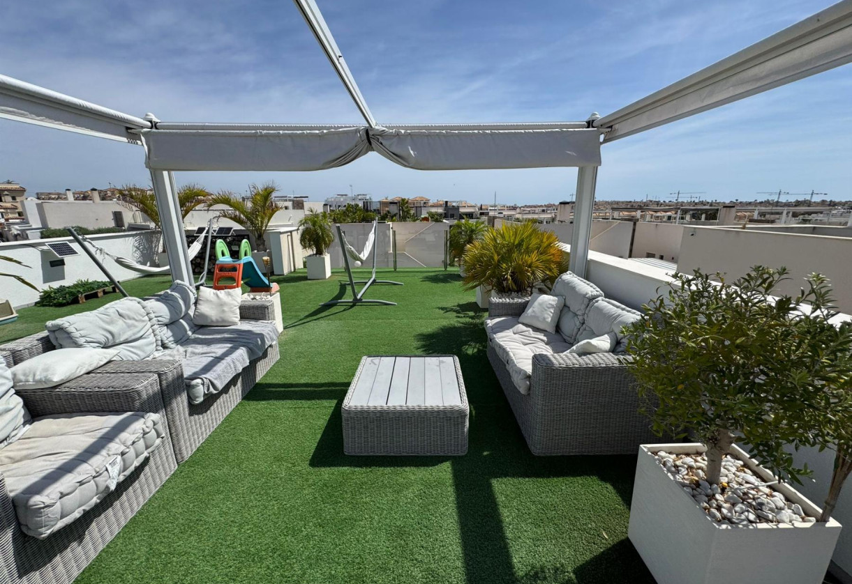 Resale · Chalet · Orihuela Costa · villamartin