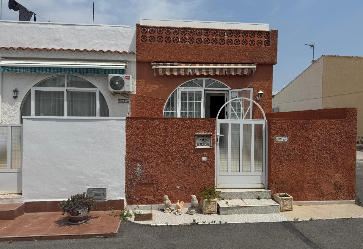 Reventa · Chalet · Torrevieja · URB SAN LUIS