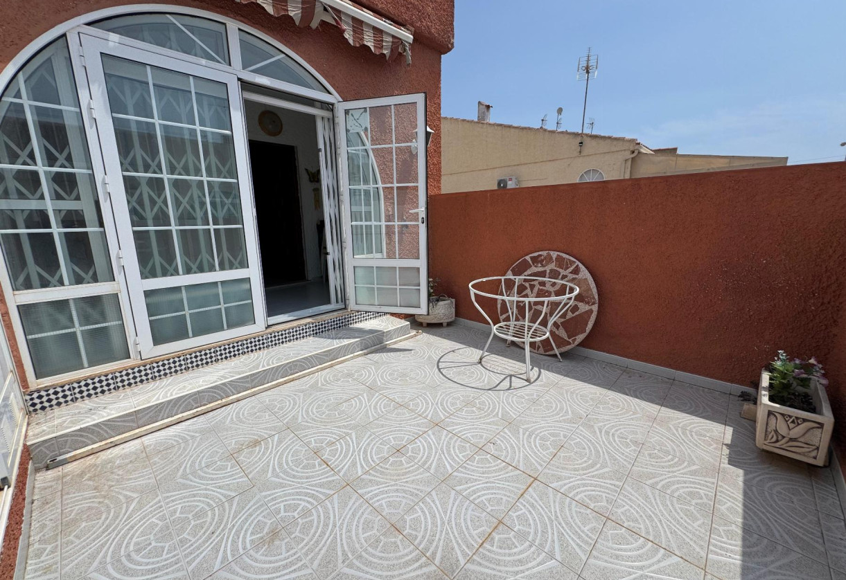 Reventa · Chalet · Torrevieja · URB SAN LUIS