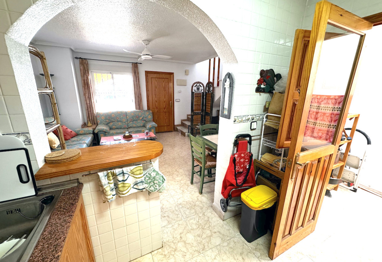 Sale · Townhouse · Los Altos