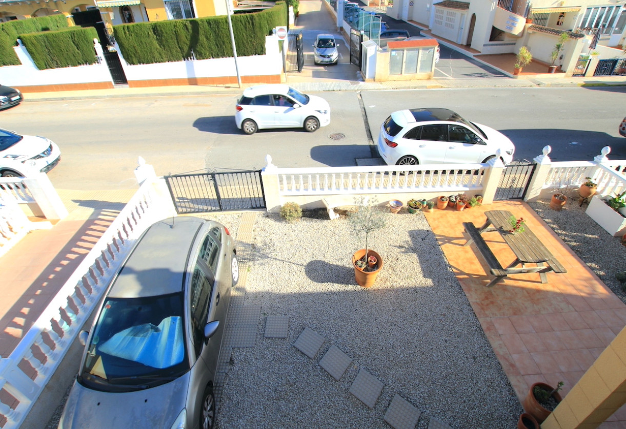 Sale · Townhouse · Los Altos