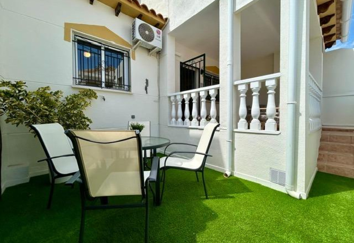 Resale · terraced house · Orihuela · Urbanización Perla del Mar