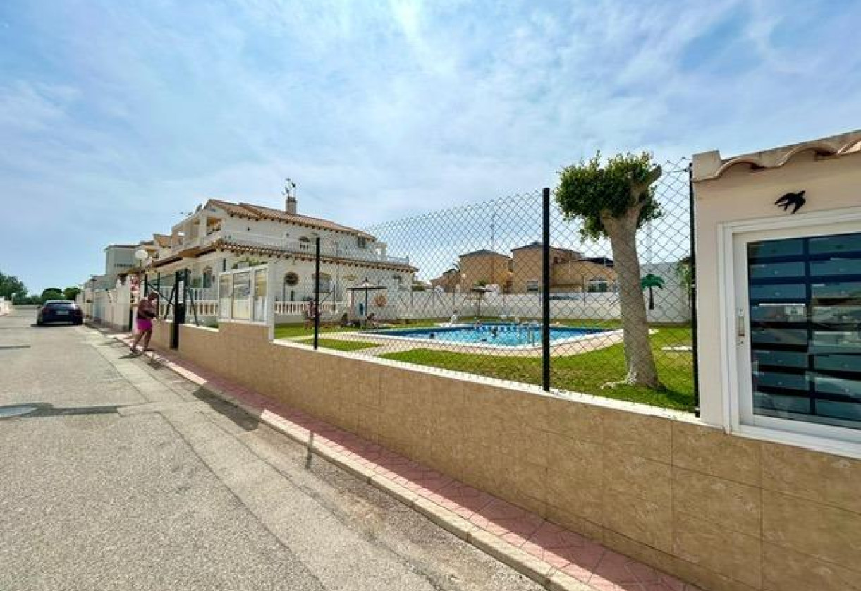 Resale · terraced house · Orihuela · Urbanización Perla del Mar