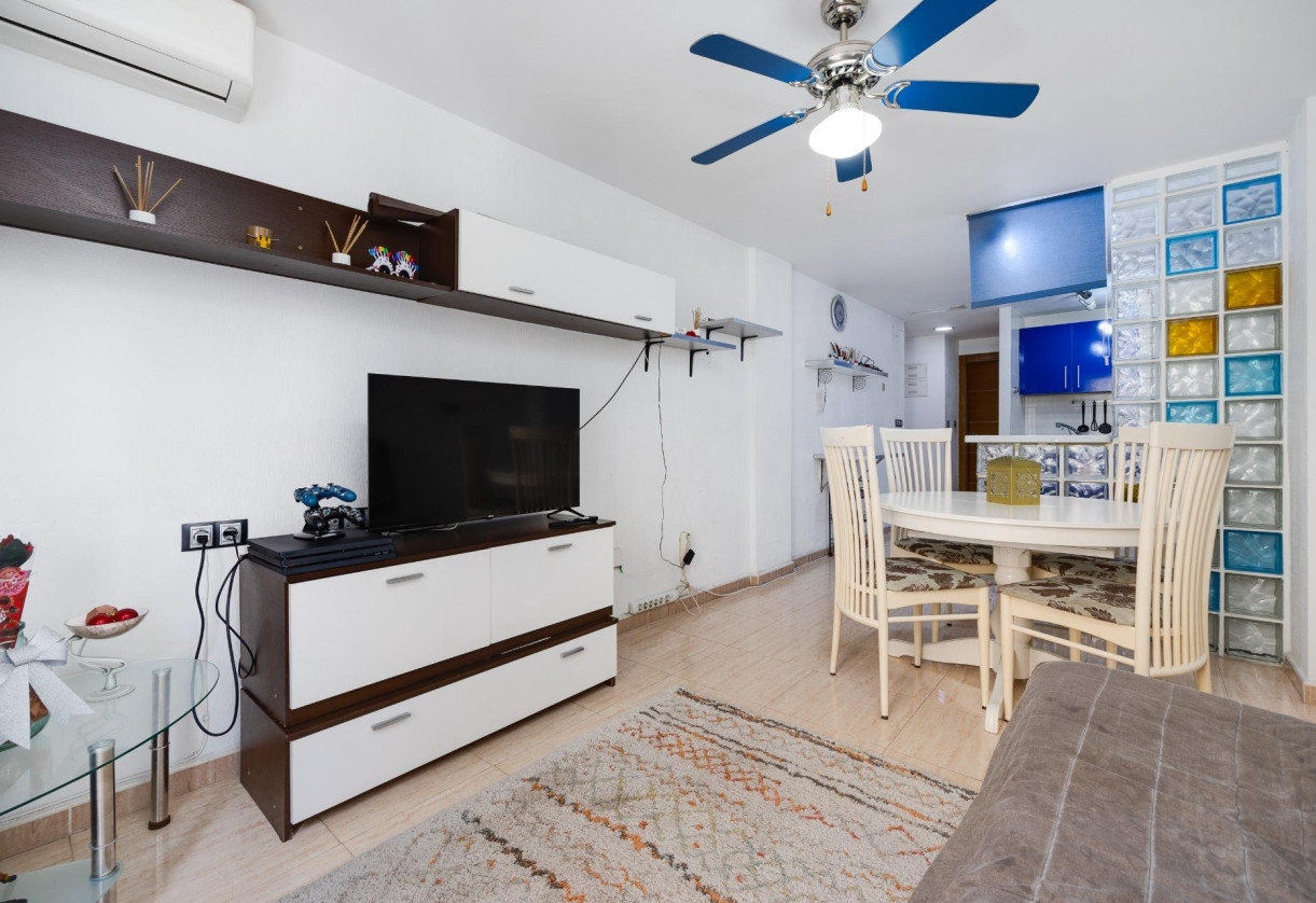 Reventa · Apartment · Torrevieja · Playa del cura