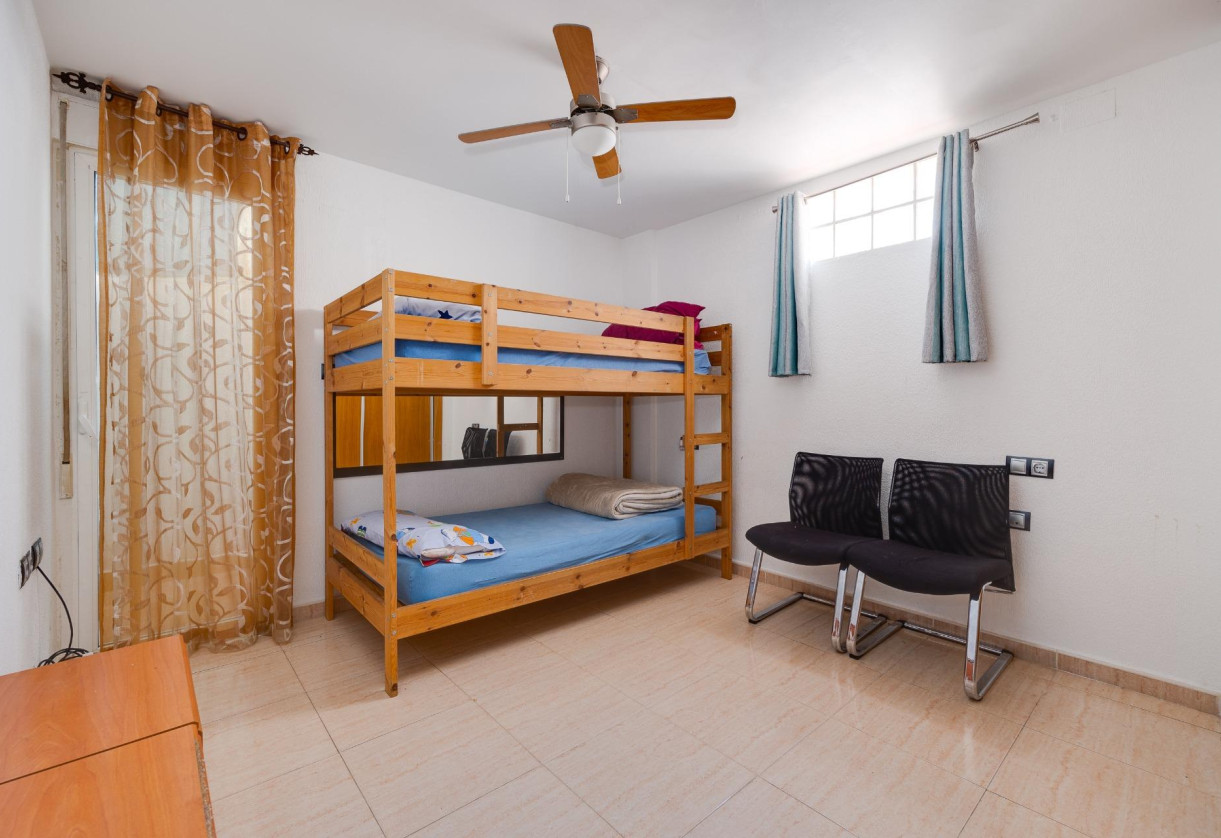Reventa · Apartment · Torrevieja · Playa del cura