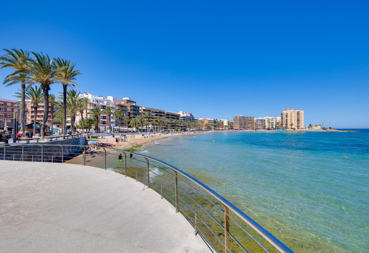 Reventa · Apartment · Torrevieja · Playa del cura