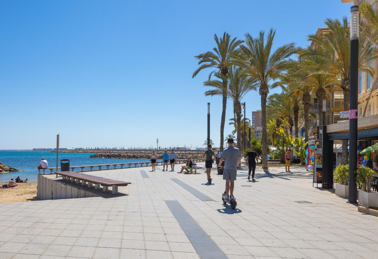 Reventa · Apartment · Torrevieja · Playa del cura