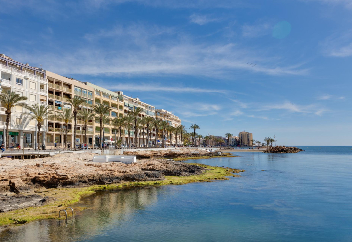 Reventa · Apartment · Torrevieja · Playa del cura