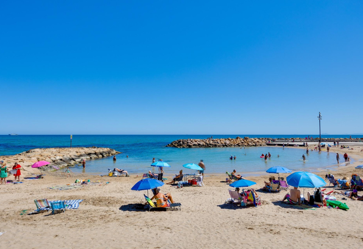 Reventa · Apartment · Torrevieja · Playa del cura