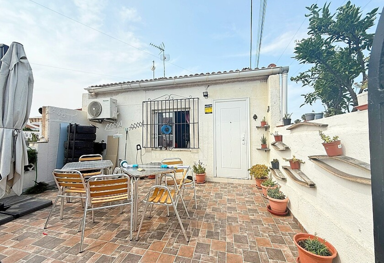 Resale · Bungalow · Torrevieja · Torreta