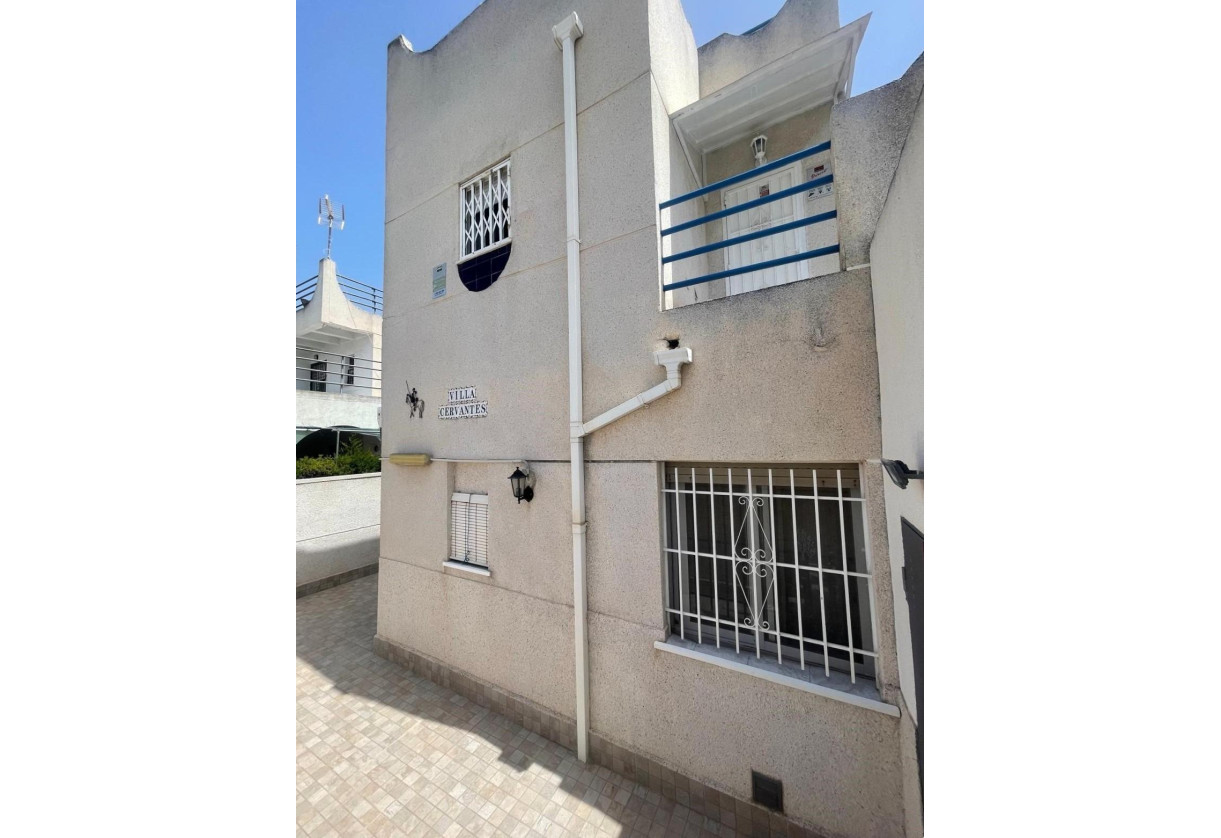 Resale · terraced house · Torrevieja · Carrefour