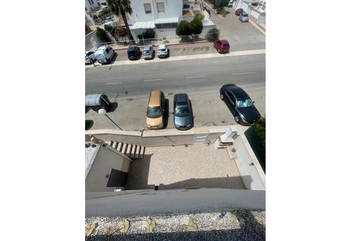Resale · terraced house · Torrevieja · Carrefour