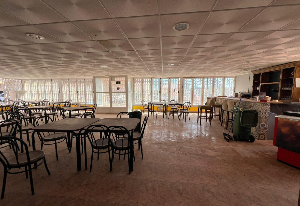 Reventa · Commercial Unit · Torrevieja · Cabo cervera