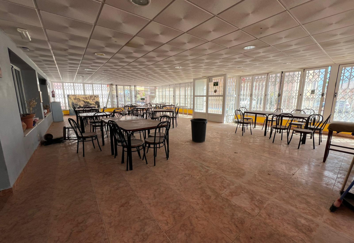 Reventa · Commercial Unit · Torrevieja · Cabo cervera