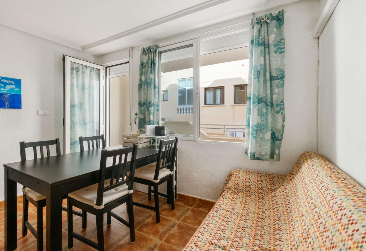 Reventa · Apartment · Torrevieja · La Mata