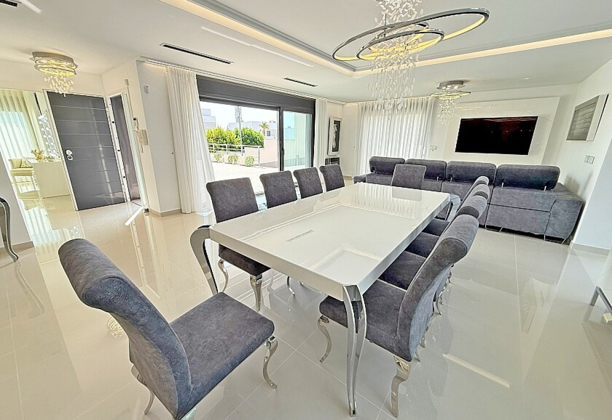 Reventa · Luxury villa · San Miguel de Salinas · Mirador de San Miguel