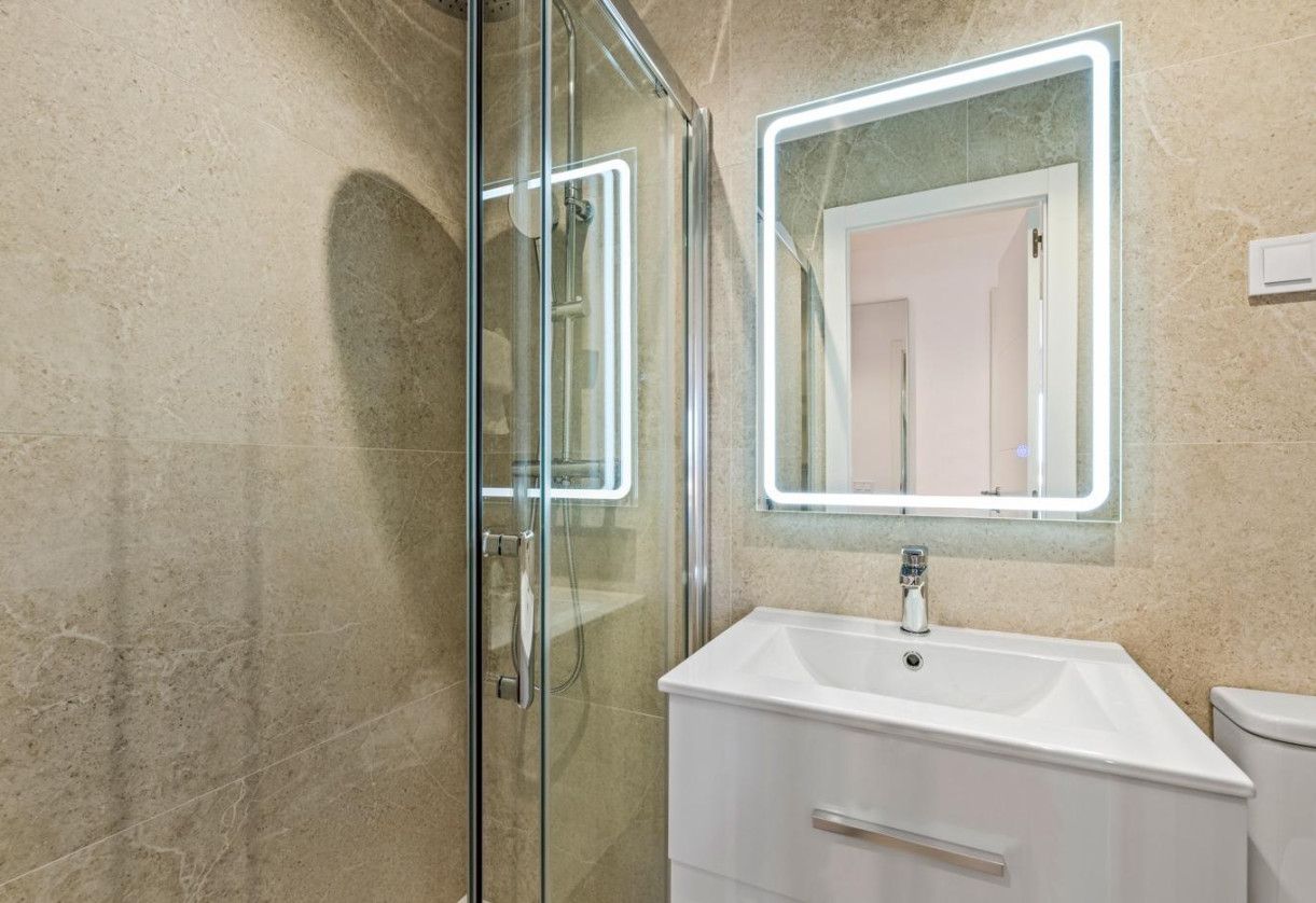 Reventa · Apartment · Torrevieja · Punta prima