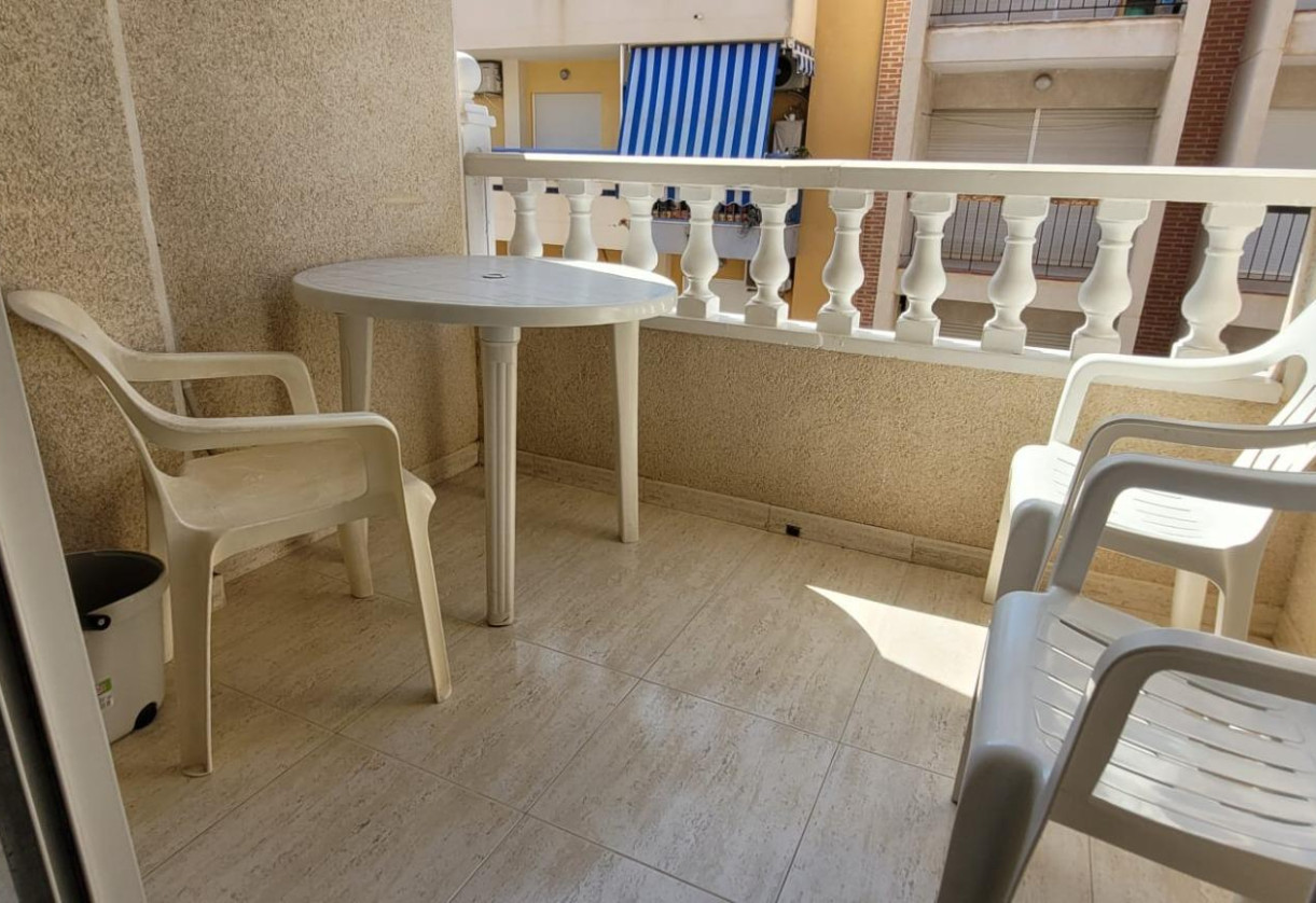 Reventa · Apartment · Torrevieja · Playa del cura