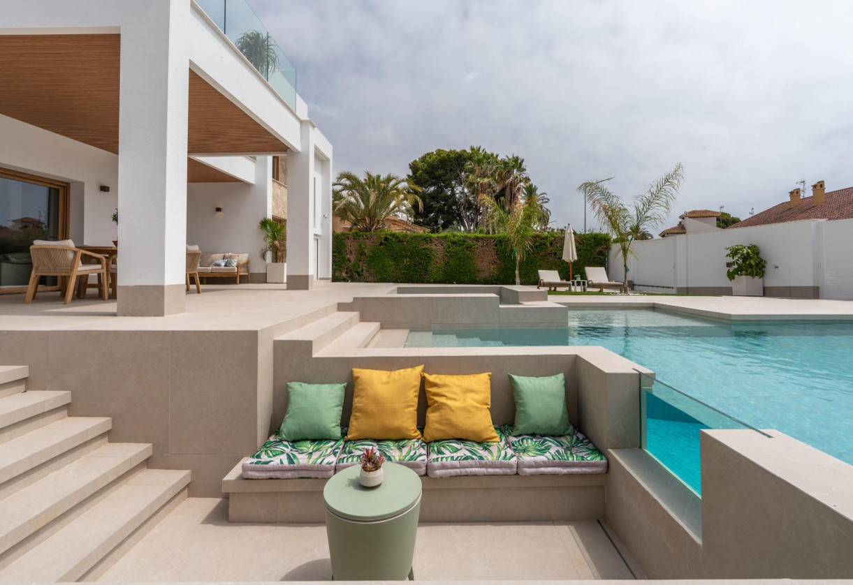 Reventa · Villa · Orihuela Costa · Campoamor