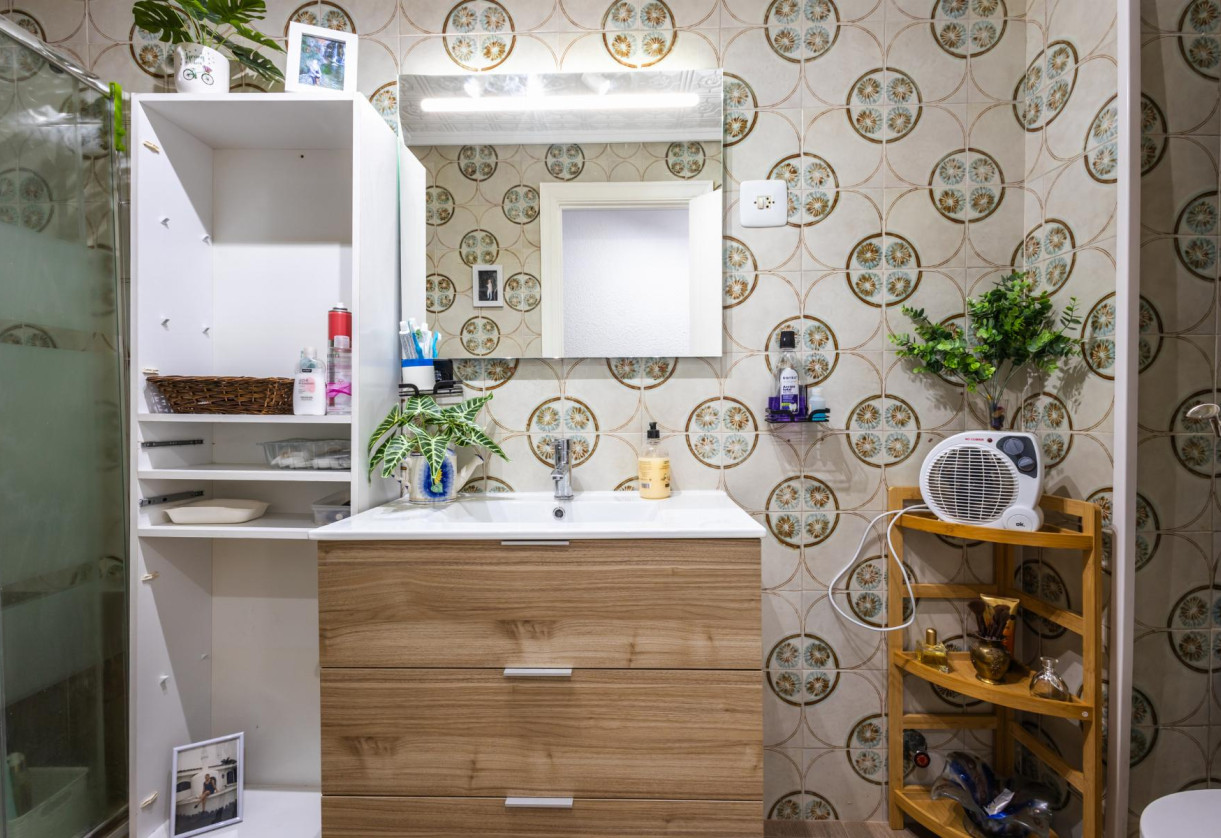 Reventa · APARTAMENTO · Torrevieja · Playa del Acequión