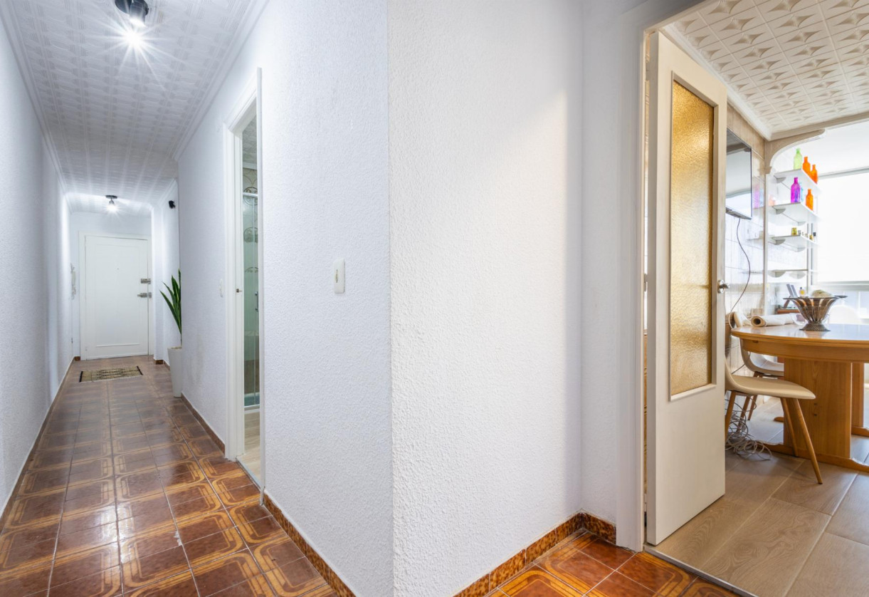 Reventa · APARTAMENTO · Torrevieja · Playa del Acequión