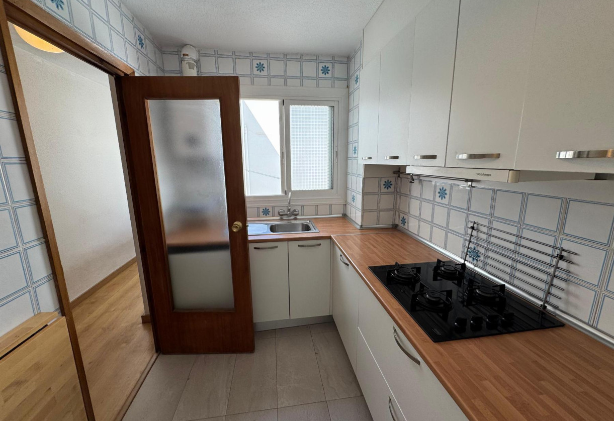 Reventa · APARTAMENTO · Torrevieja · Playa Acequion