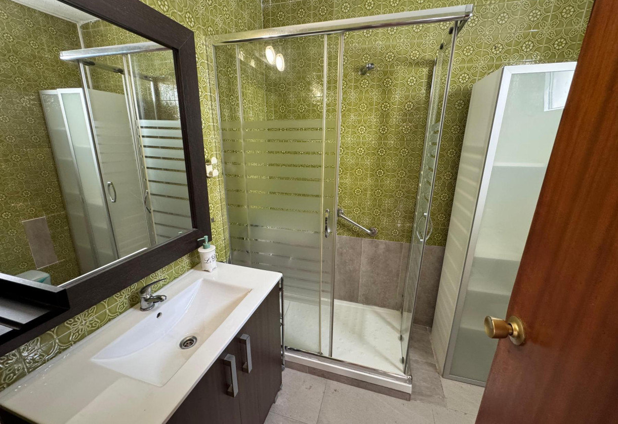 Reventa · APARTAMENTO · Torrevieja · Playa Acequion