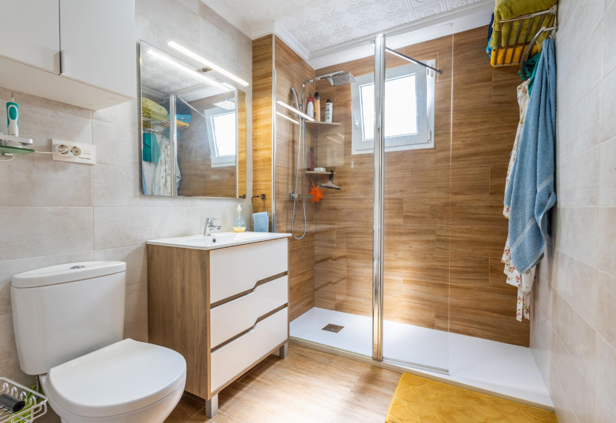 Reventa · APARTAMENTO · Torrevieja · Playa del Acequión