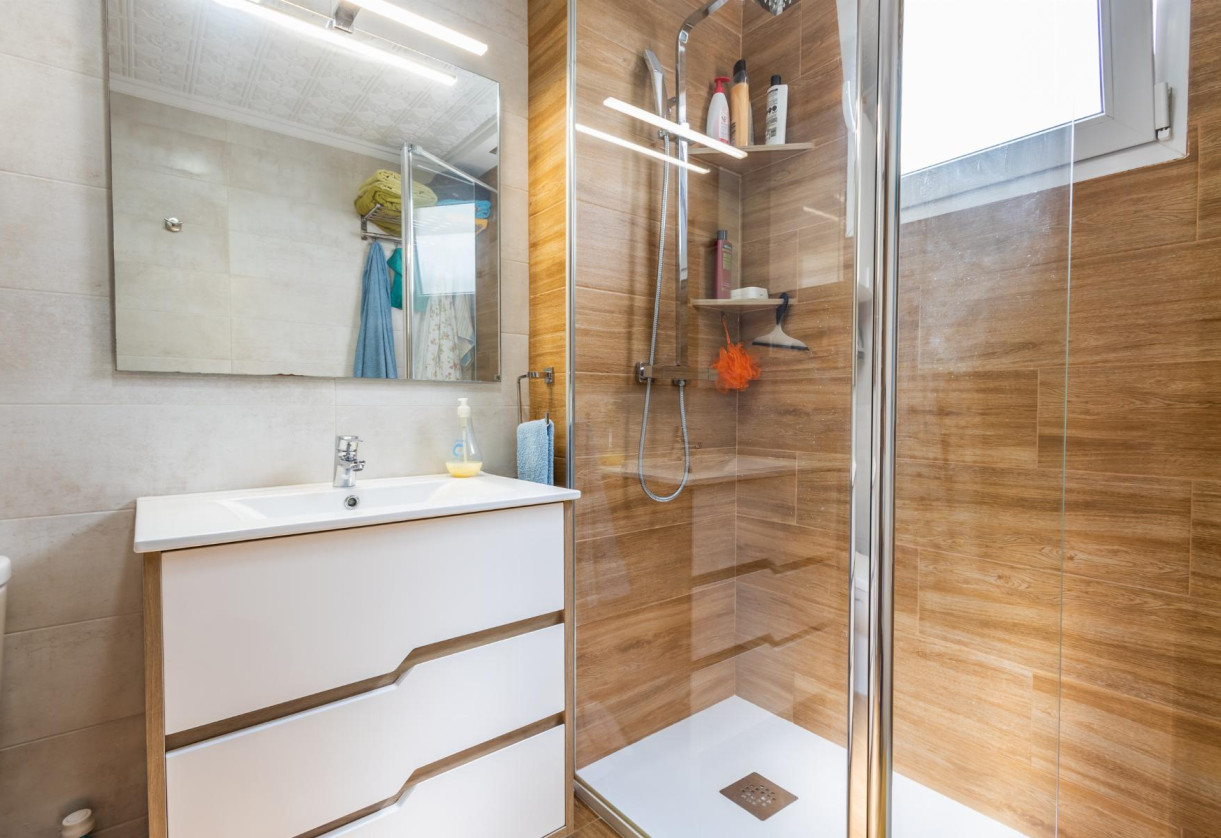 Reventa · APARTAMENTO · Torrevieja · Playa del Acequión