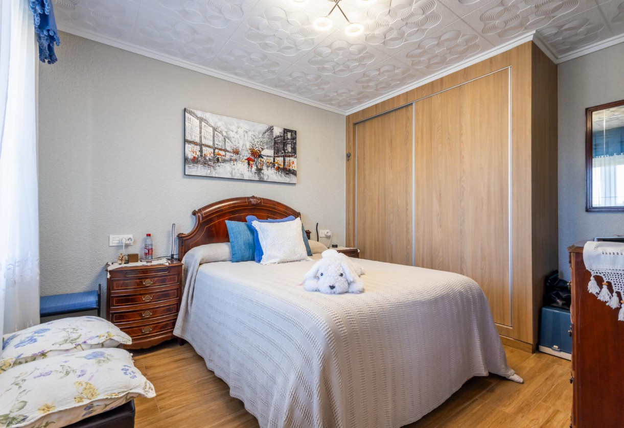 Reventa · APARTAMENTO · Torrevieja · Playa del Acequión