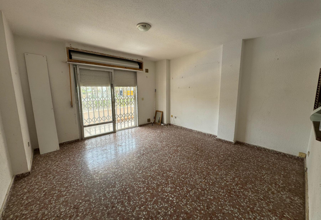 Reventa · APARTAMENTO · Torrevieja · Punta Prima