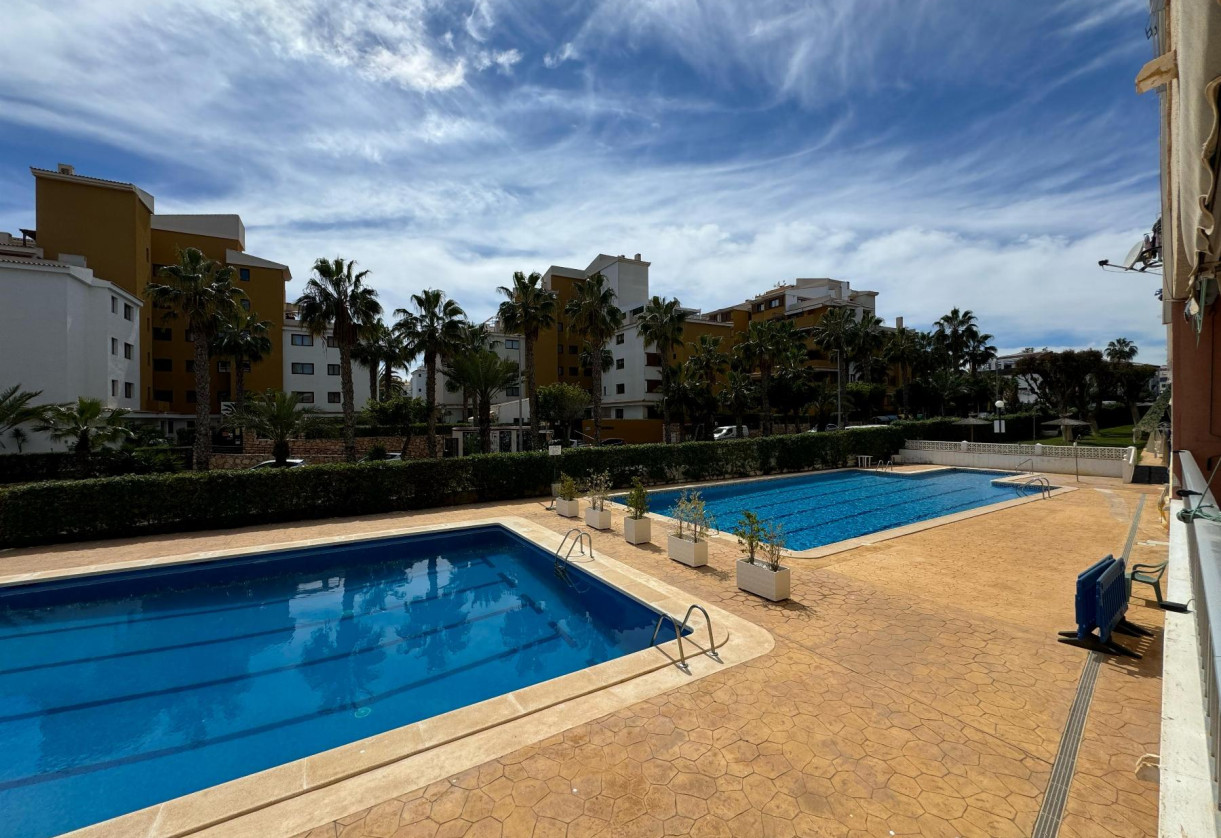Reventa · APARTAMENTO · Torrevieja · Punta Prima