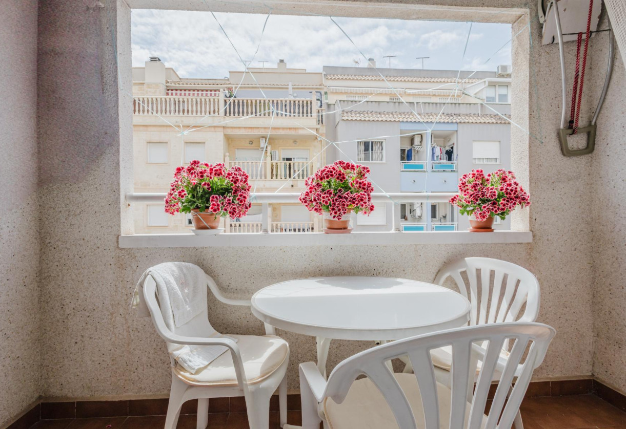 Reventa · APARTAMENTO · Torrevieja · Villa Madrid