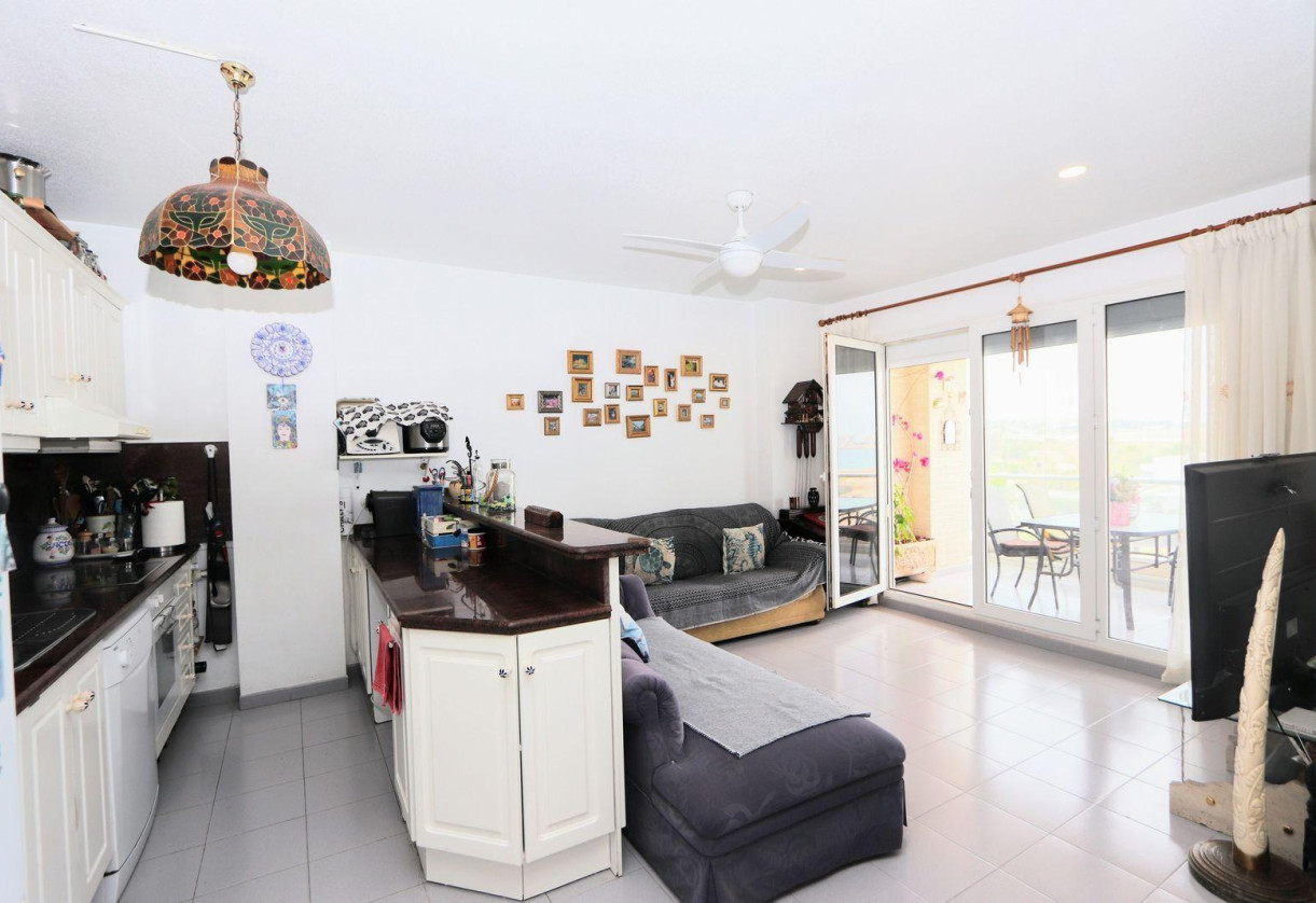 Reventa · APARTAMENTO · Torrevieja · Playa Flamenca