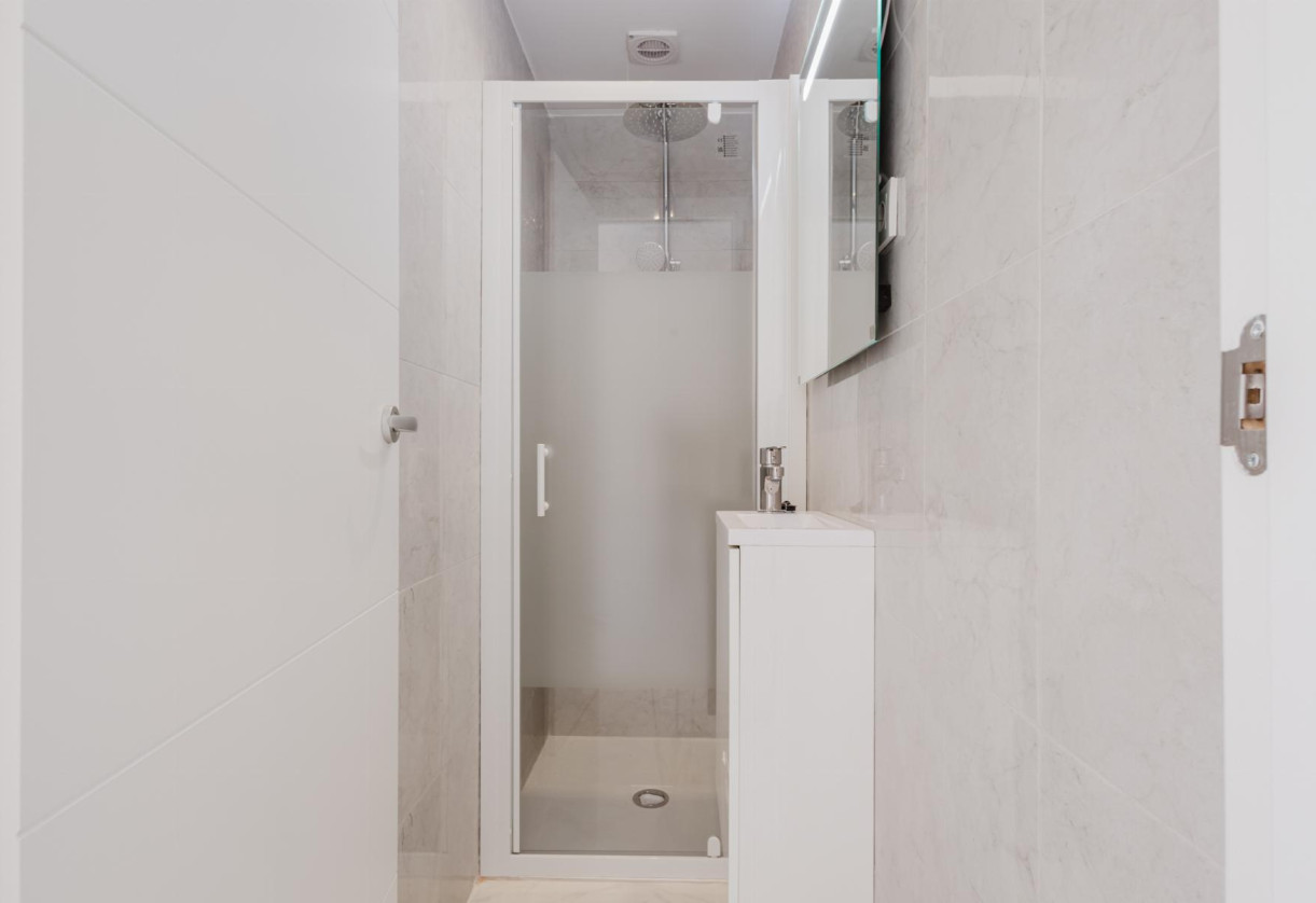 Reventa · APARTAMENTO · Torrevieja · Playa de La Acequion