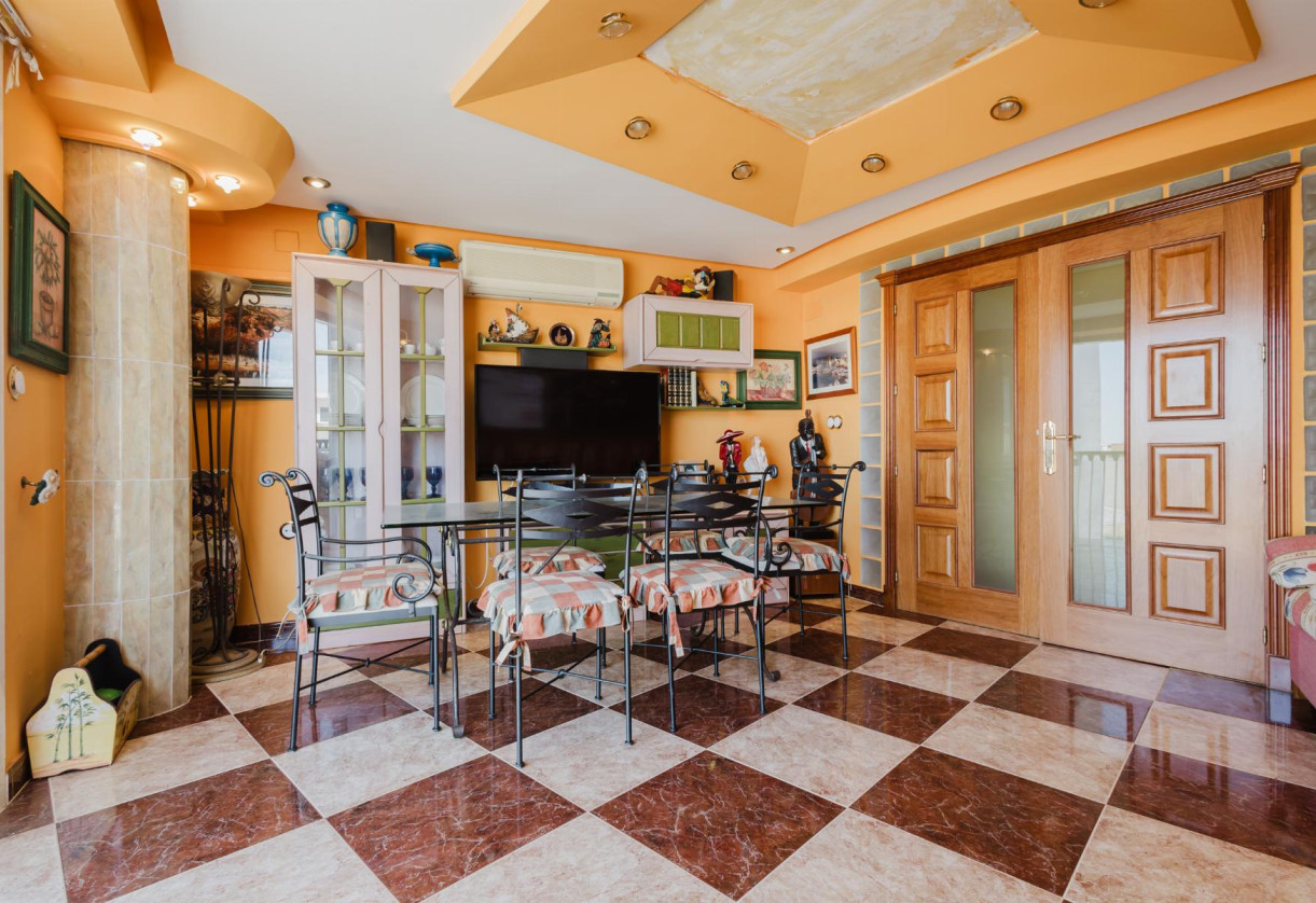 Reventa · APARTAMENTO · Torrevieja · PLAYA NAUFRAGOS