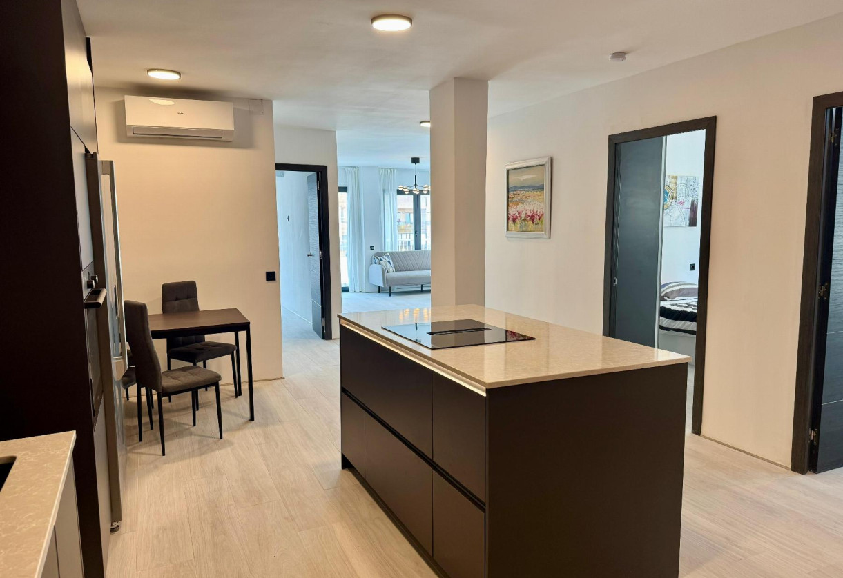 Reventa · APARTAMENTO · Torrevieja · CLUB NAUTICO TORREVIEJA