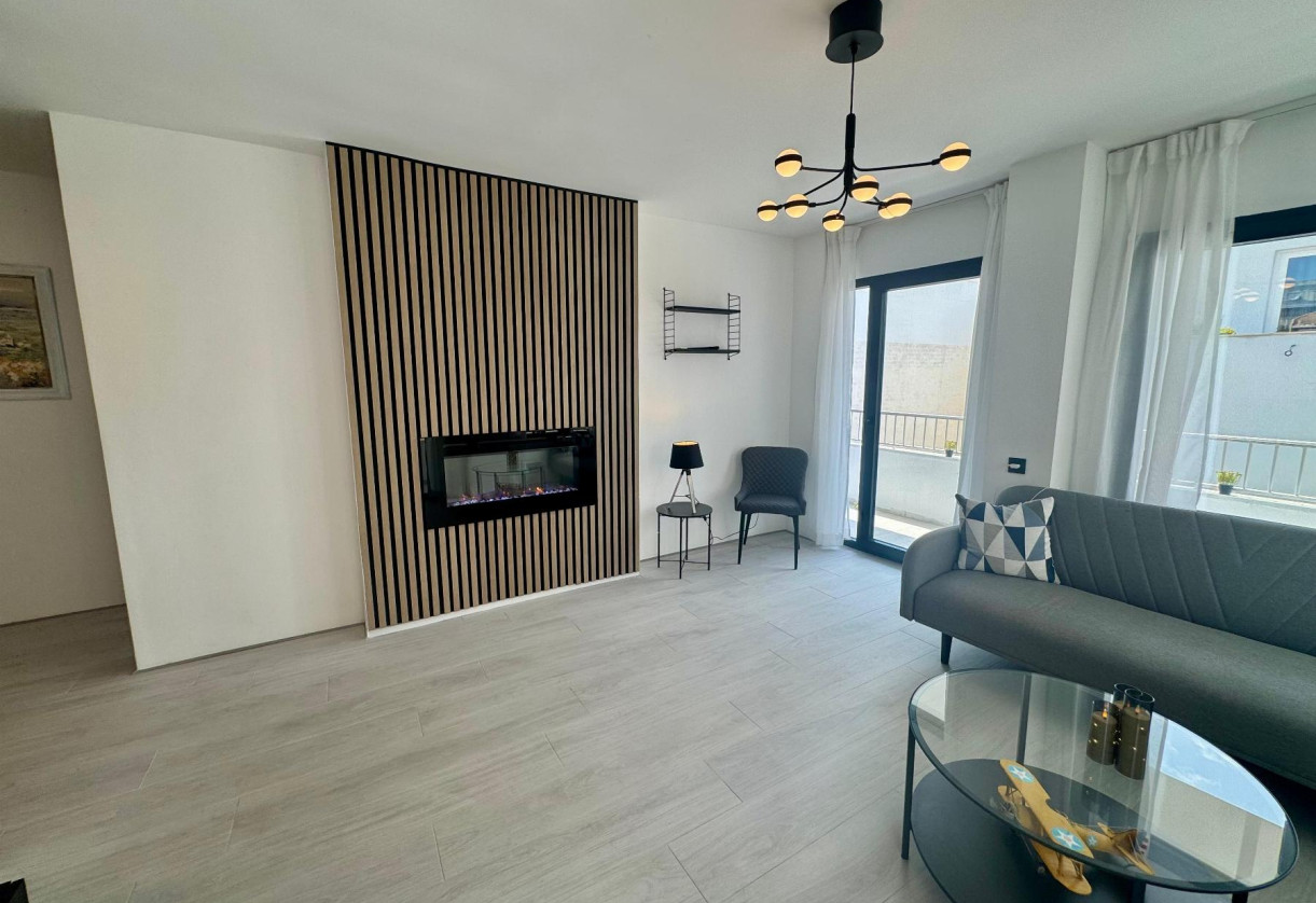 Reventa · APARTAMENTO · Torrevieja · CLUB NAUTICO TORREVIEJA