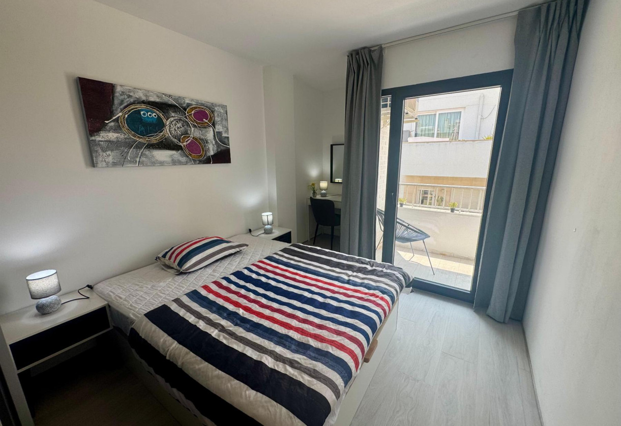 Reventa · APARTAMENTO · Torrevieja · CLUB NAUTICO TORREVIEJA