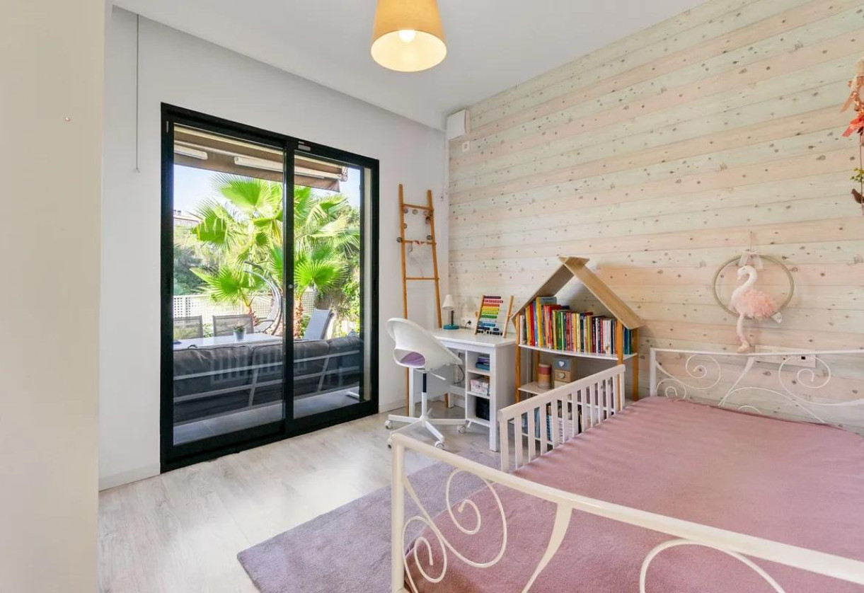 Reventa · Chalet · Orihuela Costa · La Zenia