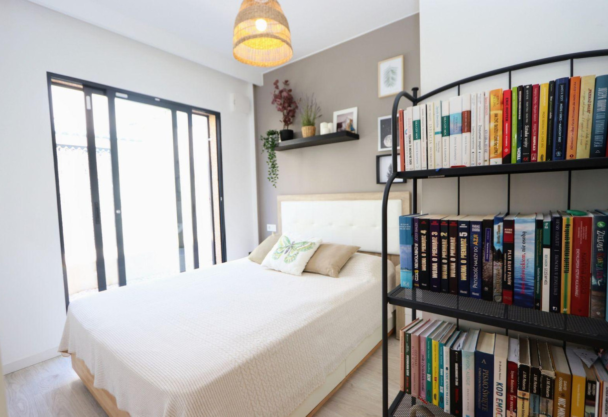 Reventa · Chalet · Orihuela Costa · La Zenia